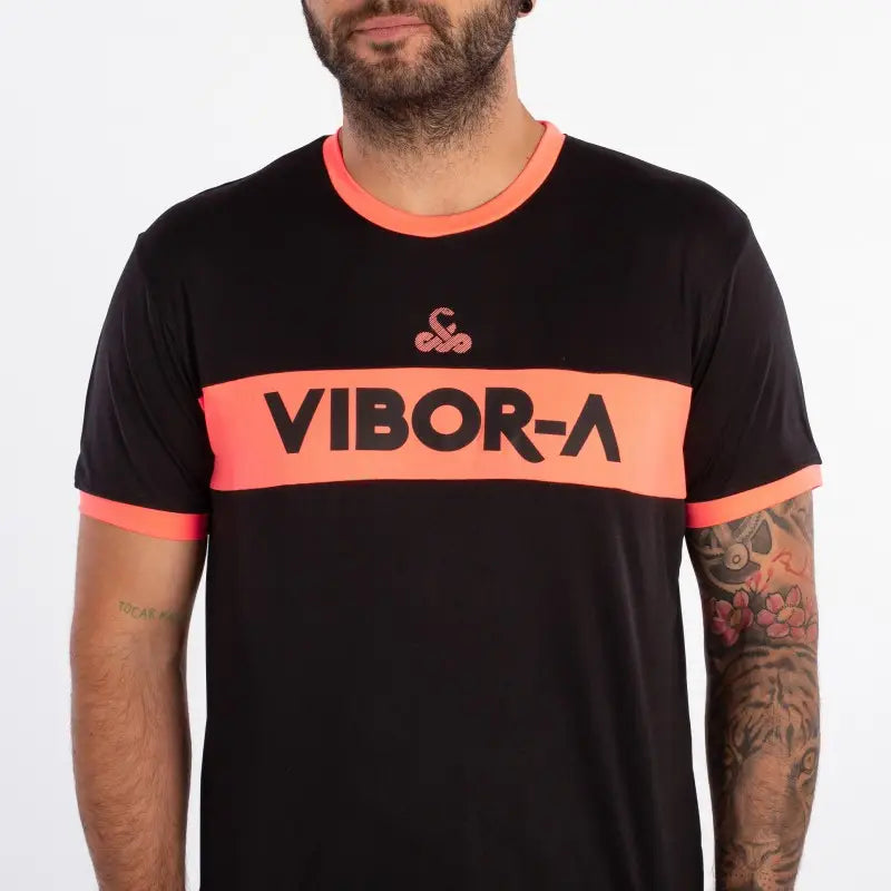 VIBOR-A POISON PRO PELIPAITA MUSTA/KORALLI - Padelvarusteet - Boom Padel - Boom!padel
